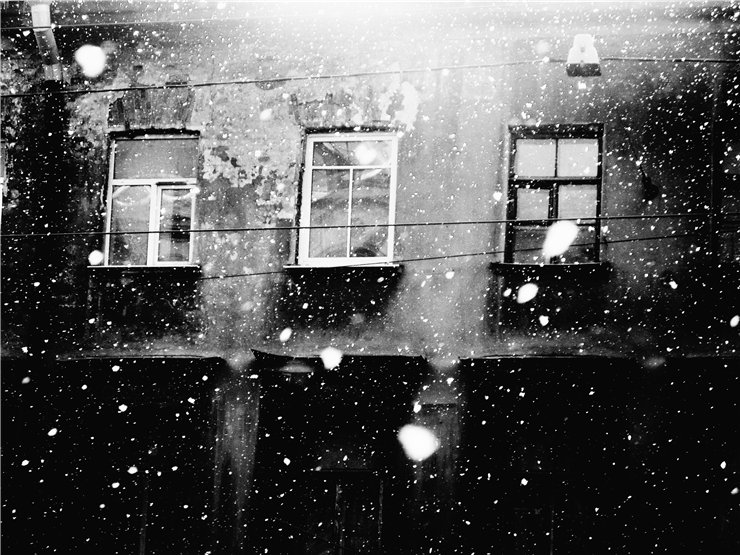 Snow is falling - Irina Ivanova
