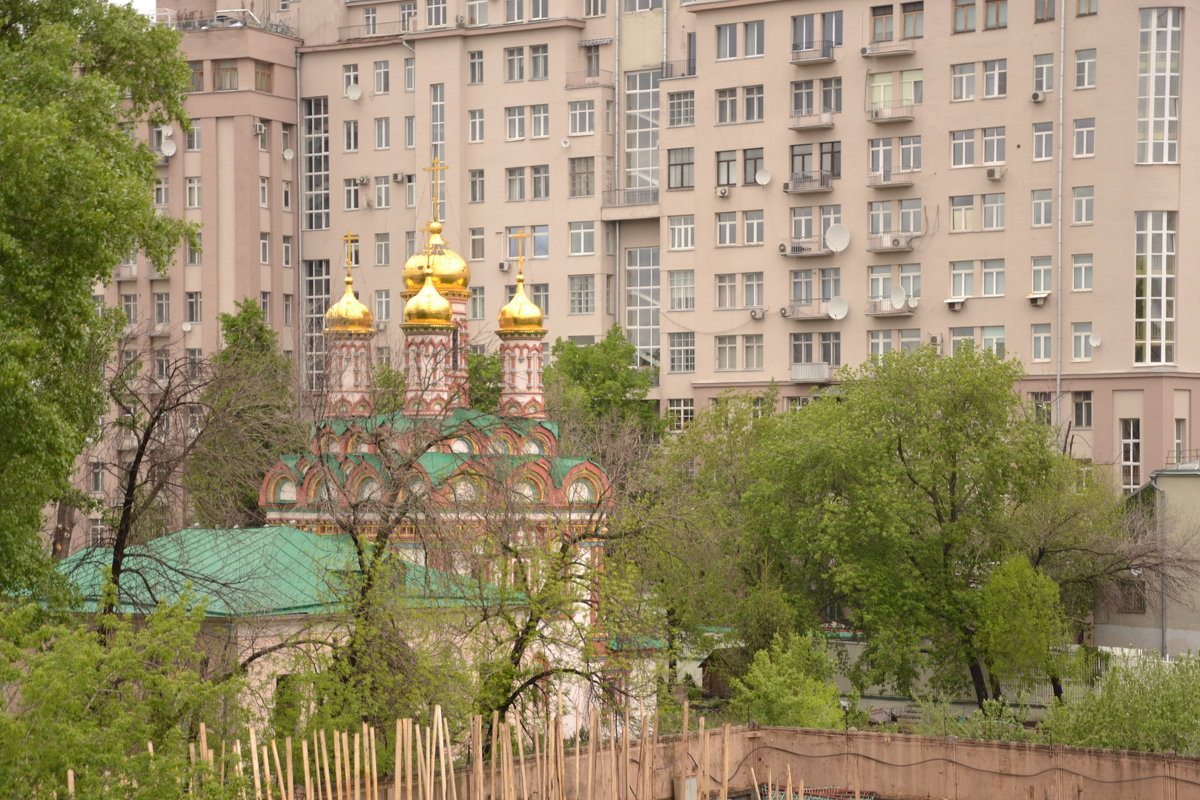 Старое и новое. Новая церковь у Патриаршьего моста - Владимир Болдырев