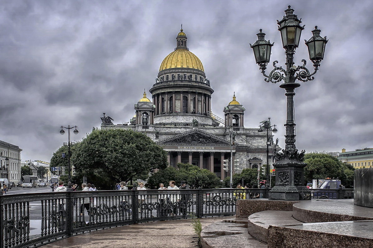 Исаакиевский соборв Санкт-питербурге,