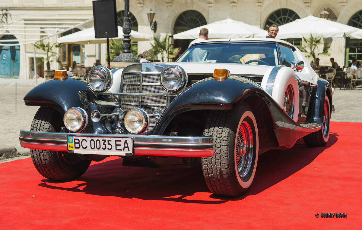 Old retro car - Сергей 