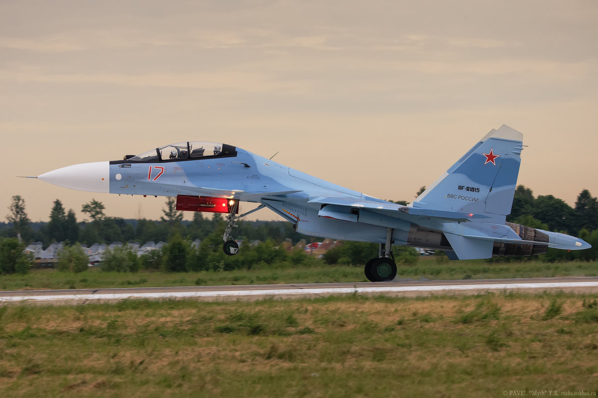 Посадка Су-30СМ - Павел Myth Буканов