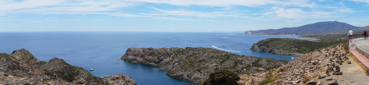 Вид, открывающийся от маяка Мыса Креус (Cabo de Creus). Испания. - Виктор Качалов