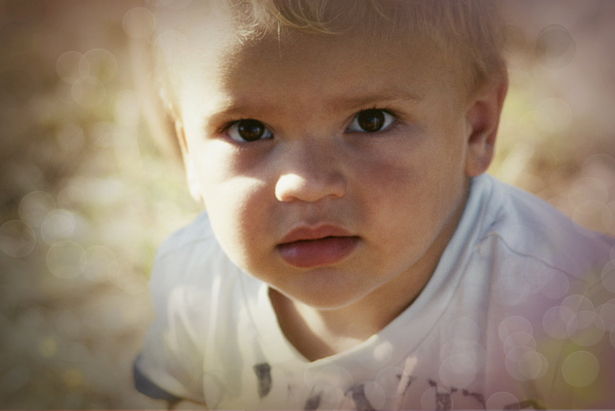 BAMBINO LUCA by iramashura 2015 © - ira mashura