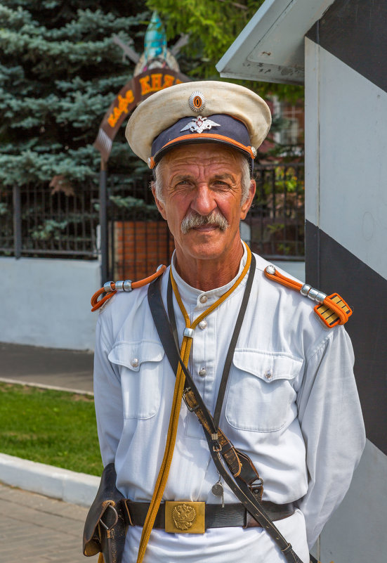 Городовой. - юрий макаров