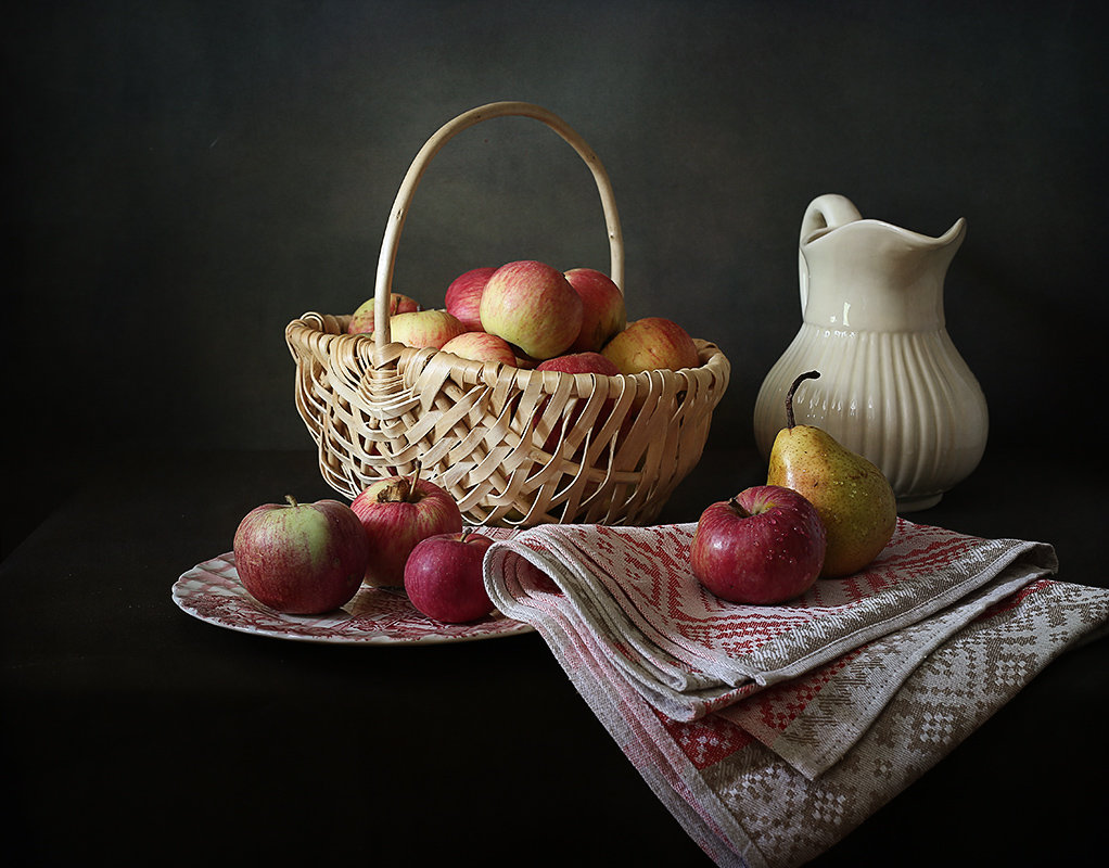 Яблоки из сада - Татьяна Карачкова