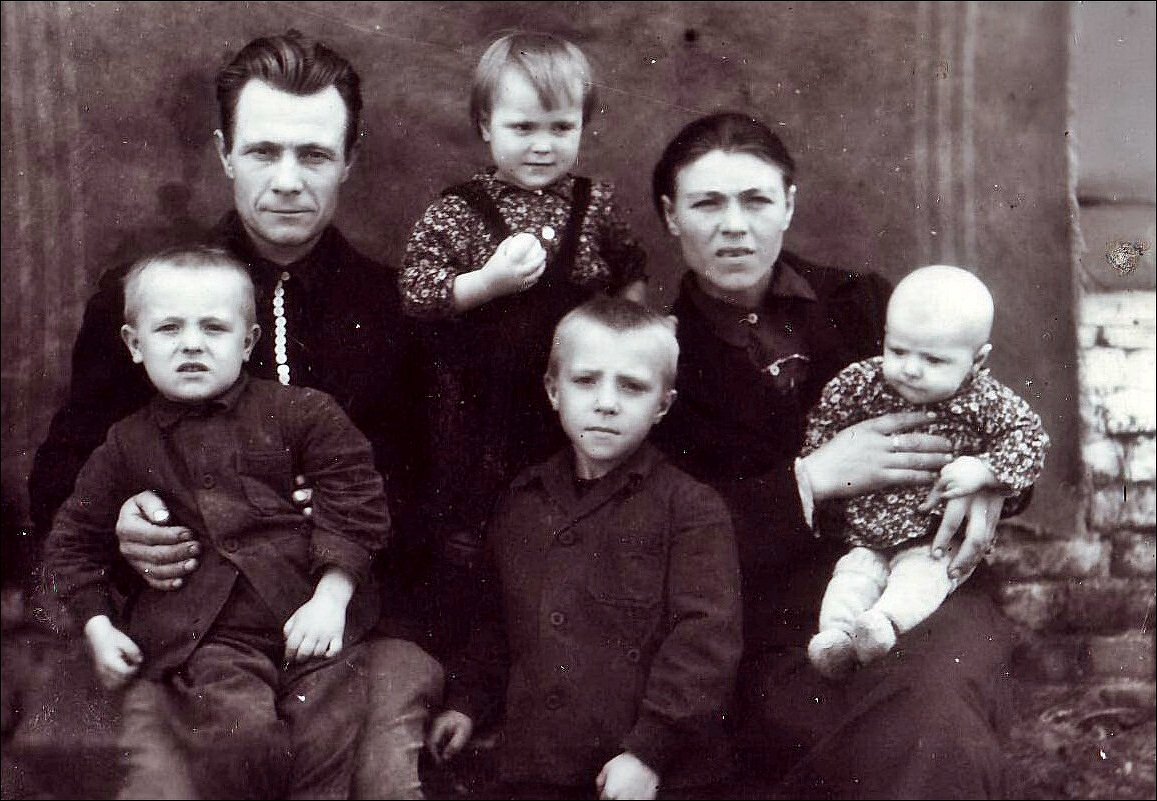 Семья из Митино.  1954 год - Нина Корешкова