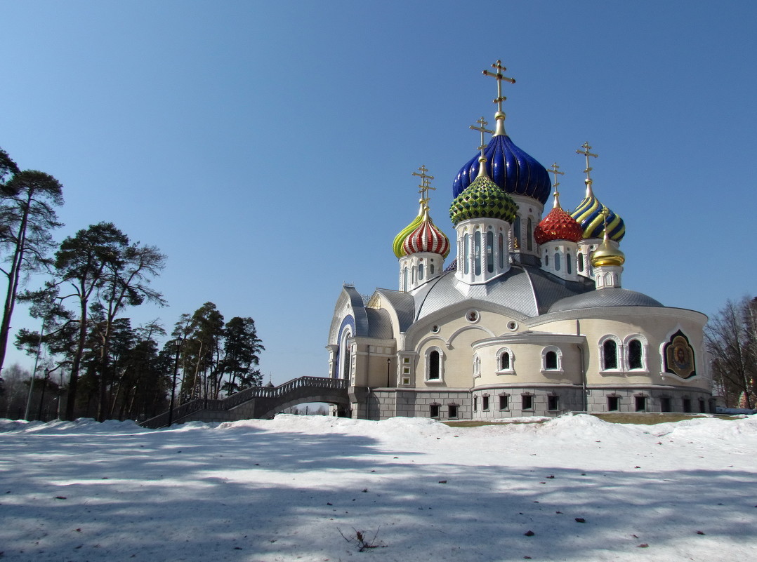 Храм в Ново-Переделкино - галина северинова