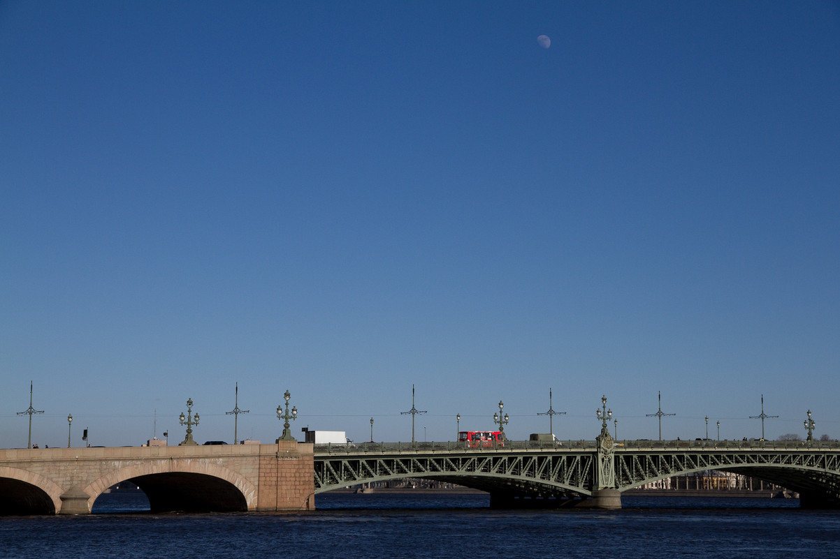 Троицкий мост - Андрей Илларионов