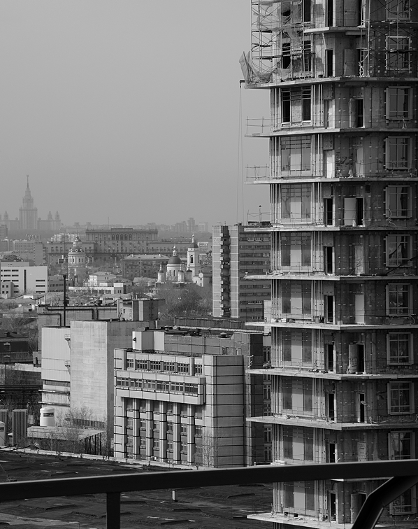Москва - город контрастов, где всё рядом - Pavel Stolyar