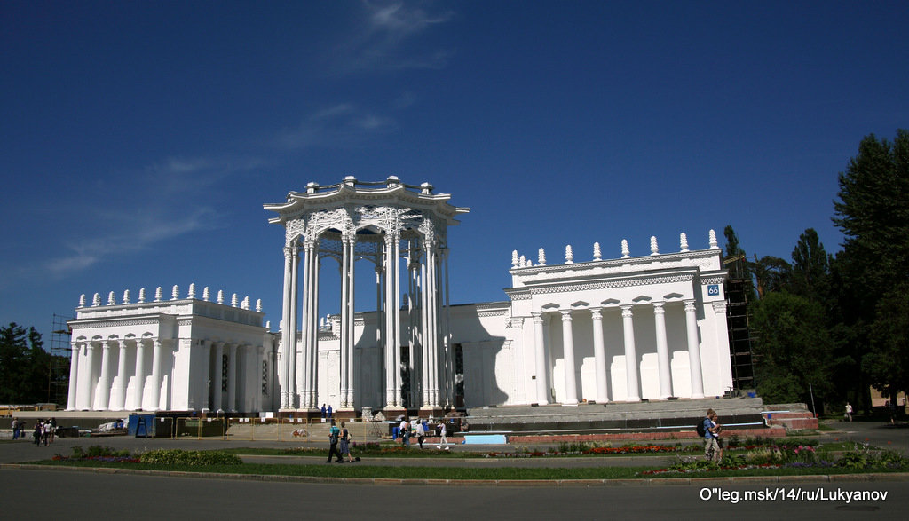 белоснежная история - Олег Лукьянов