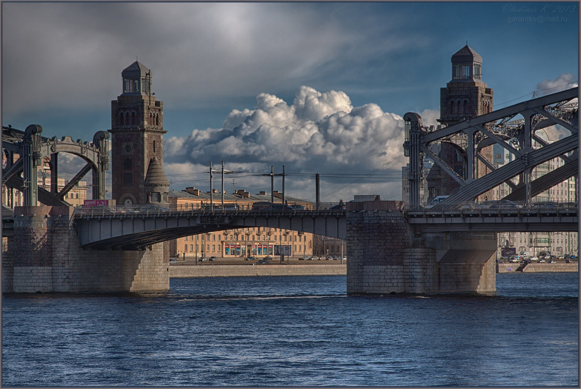 Мост Петра Великого в непогоду - Владимир Колесников