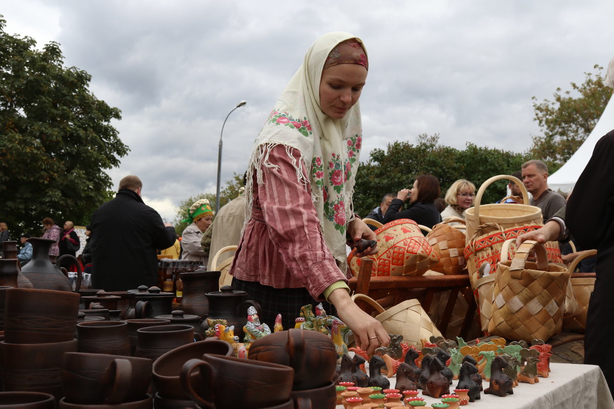 В торговом ряду - Катерина Якель