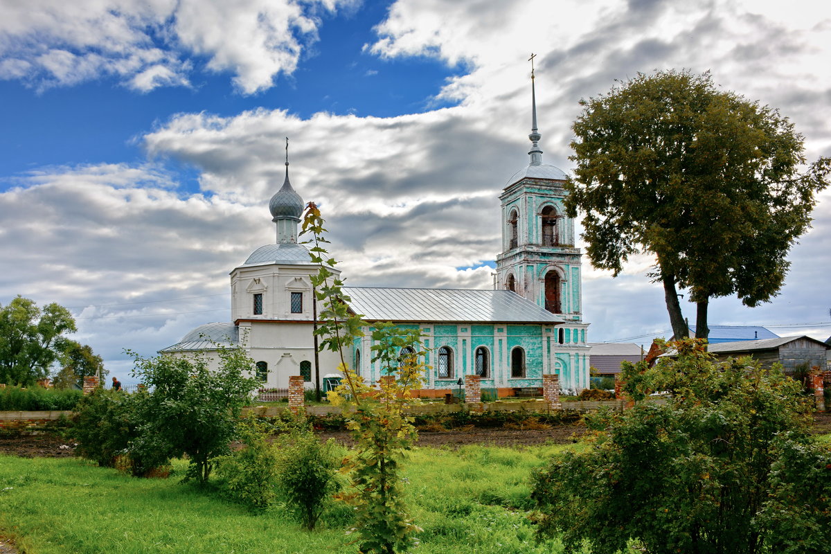 Святотроицкая церковь - Леонид Иванчук