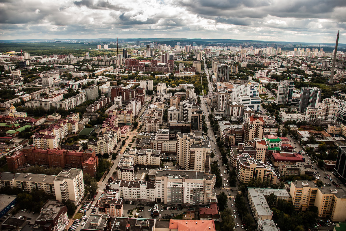 Вид с обзорной площадки Бизнес-центра Высоцкий (188,3 м, 54 этажа) - Михаил Вандич