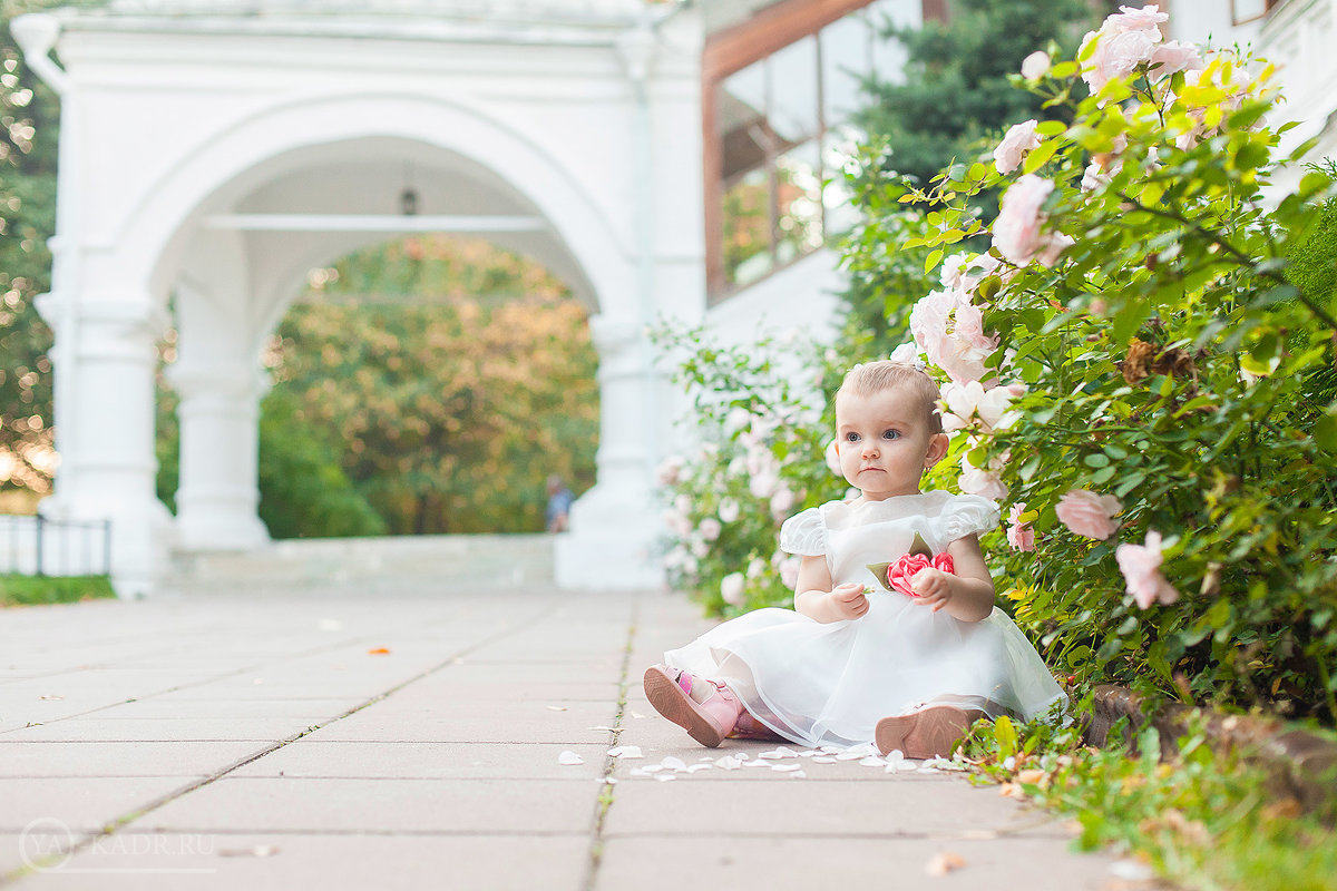 Маленькая невеста - Ya-kadr.ru Детский фотограф