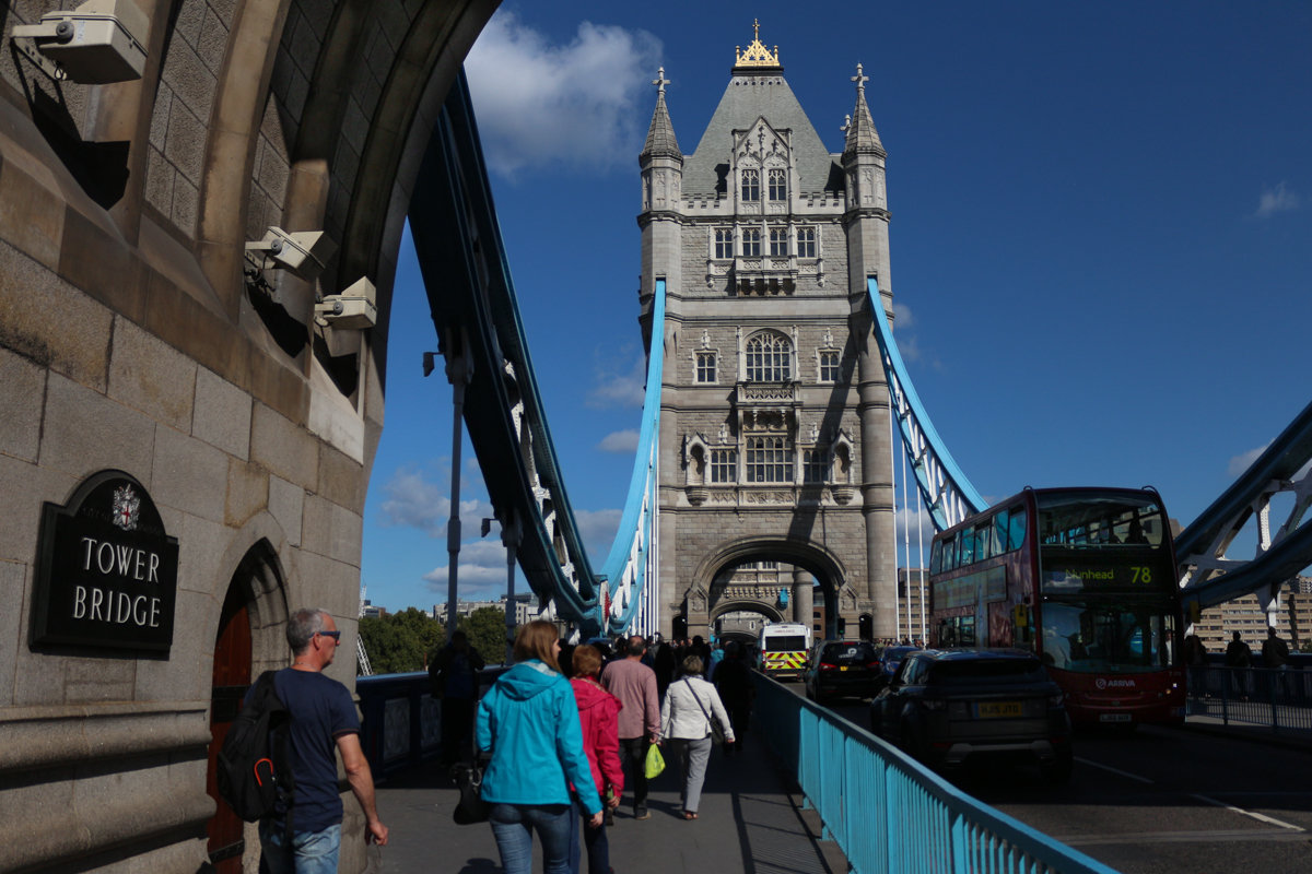 Tower Bridge - Alexey Romanenko