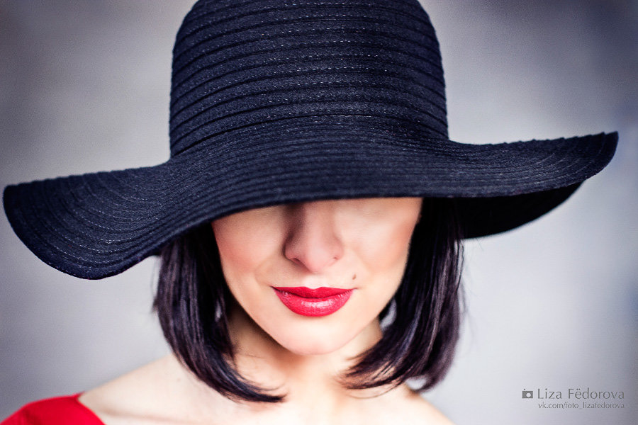 маленькая черная шляпка - Elizaveta Fedorova