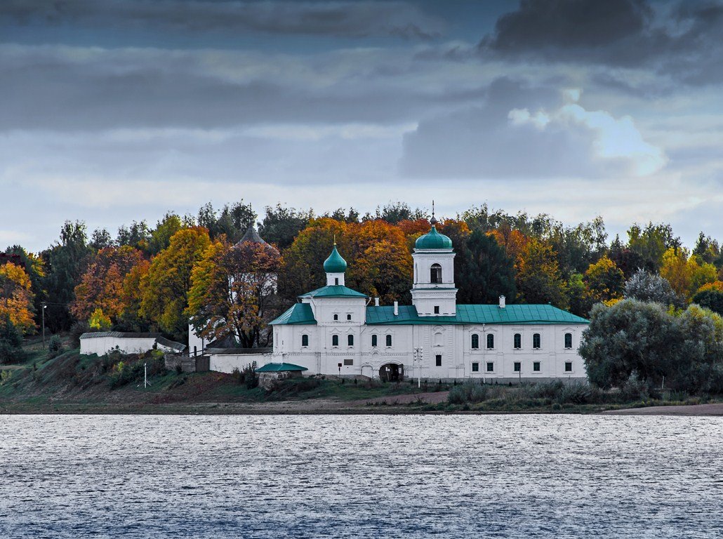 Мирожский монастырь Псков зима