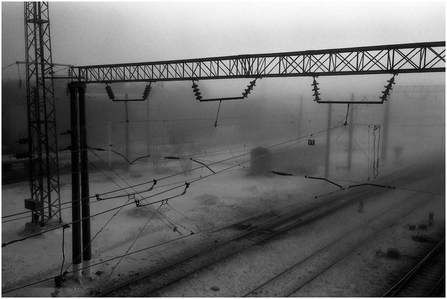 Вокзал в зимнем тумане - Mori Haos