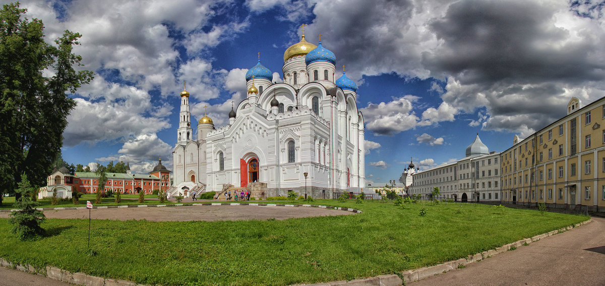Николо-Угрешский монастырь - Марина Назарова