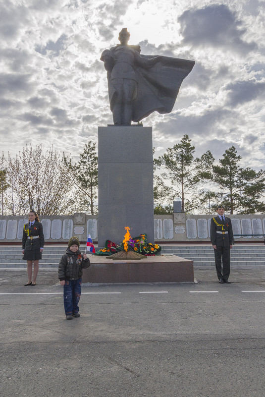 Смена подрастает - Вадим Лячиков