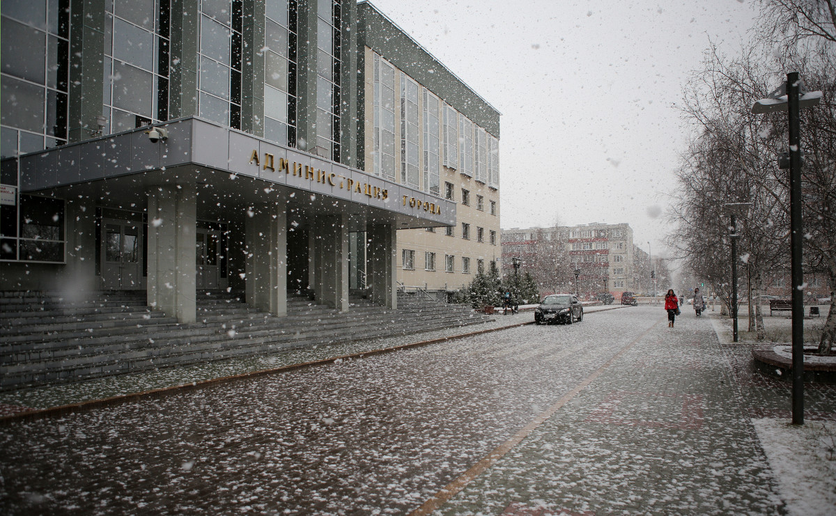 Сургут. Весенний снег - Александр Андриенко