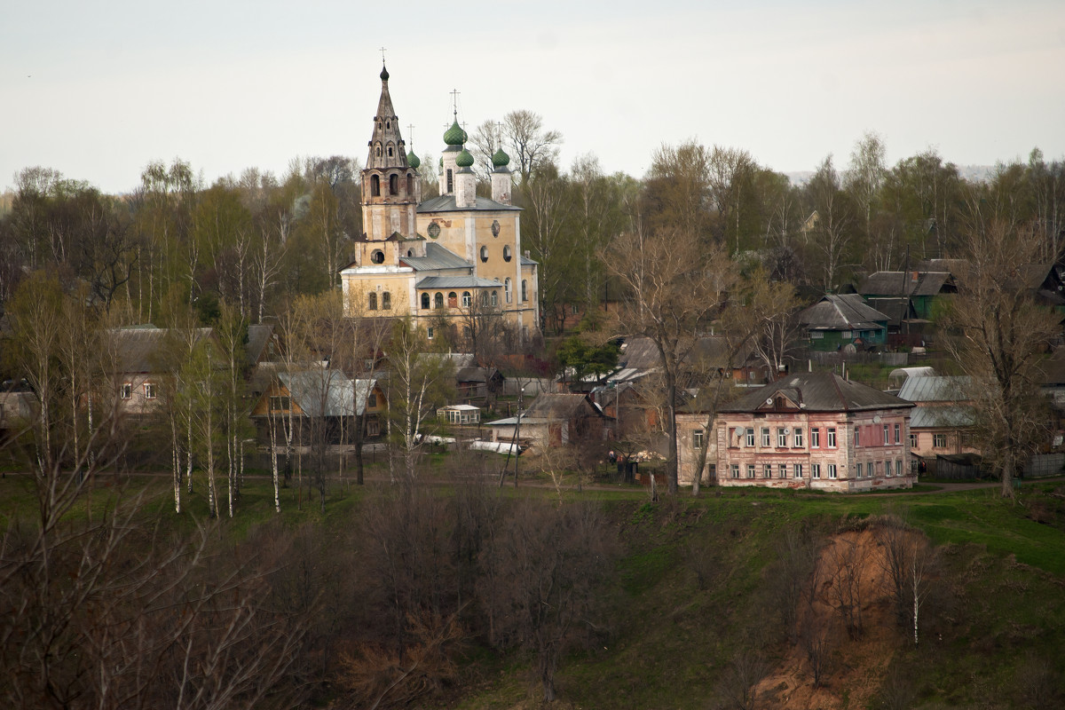 Спасо-Архангельская церковь (1746) левый берег Тутаев - Лариса Захарова