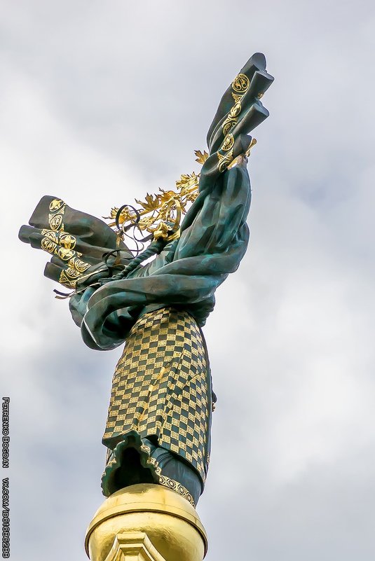 Монумент Независимости Украины - Киев - Богдан Петренко