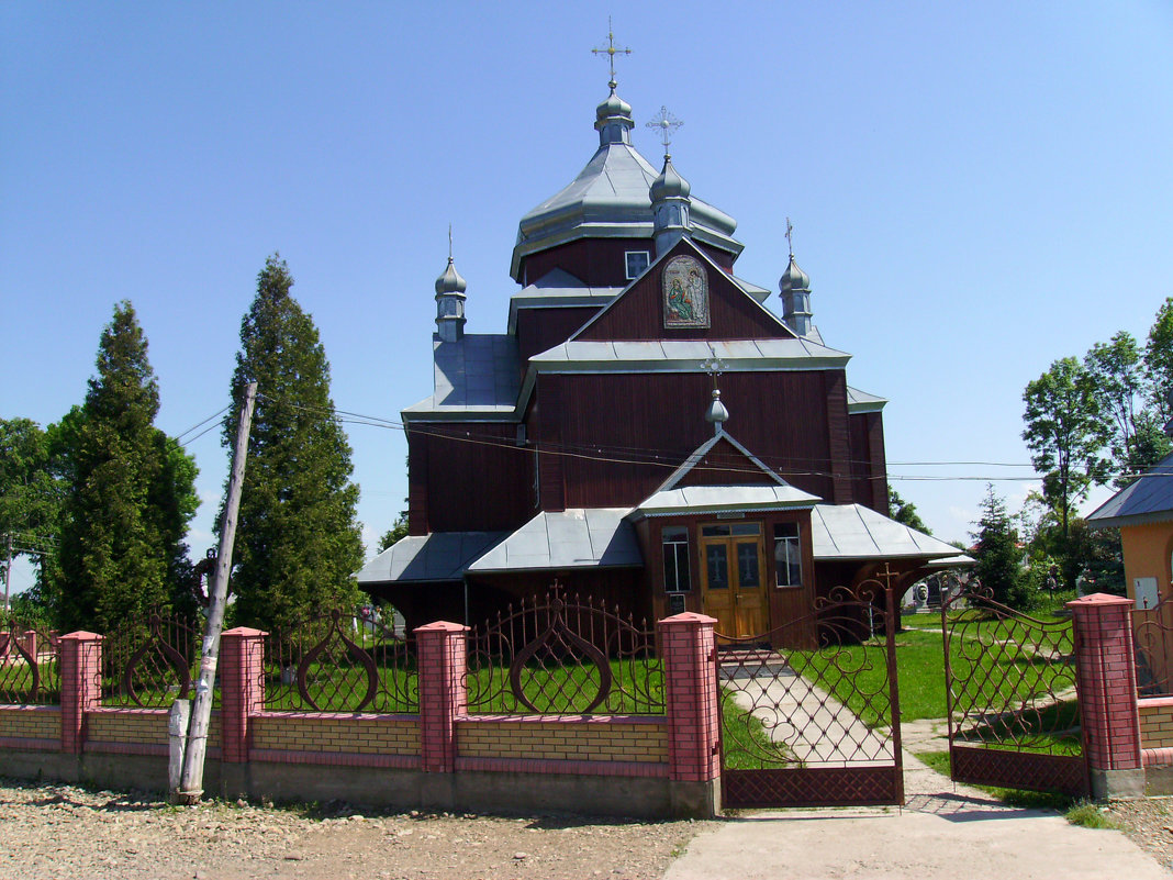 Греко - католический  храм  в  Чукаливке - Андрей  Васильевич Коляскин