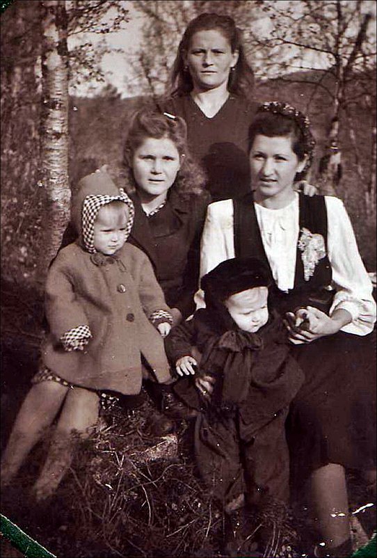 Офицерские жёны и дети. 1951 год - Нина Корешкова