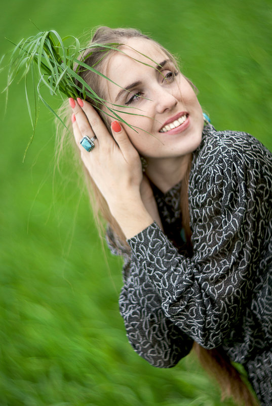 Spring greenery - Eugenia Kovalyova