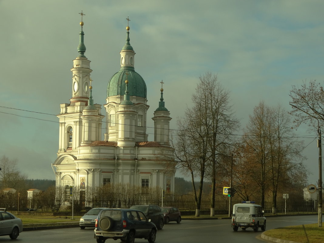 будни города... - Михаил Жуковский