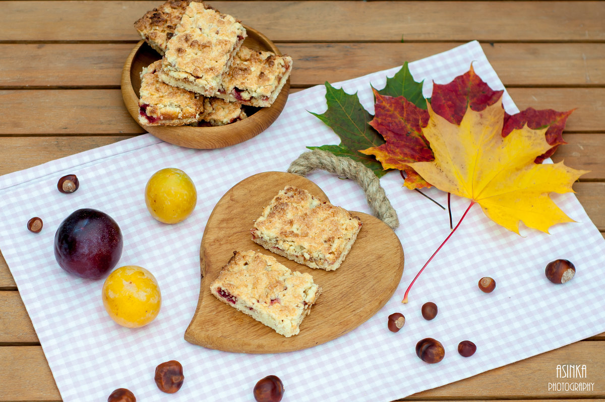 Осенний сливовый пирог - Asinka Photography