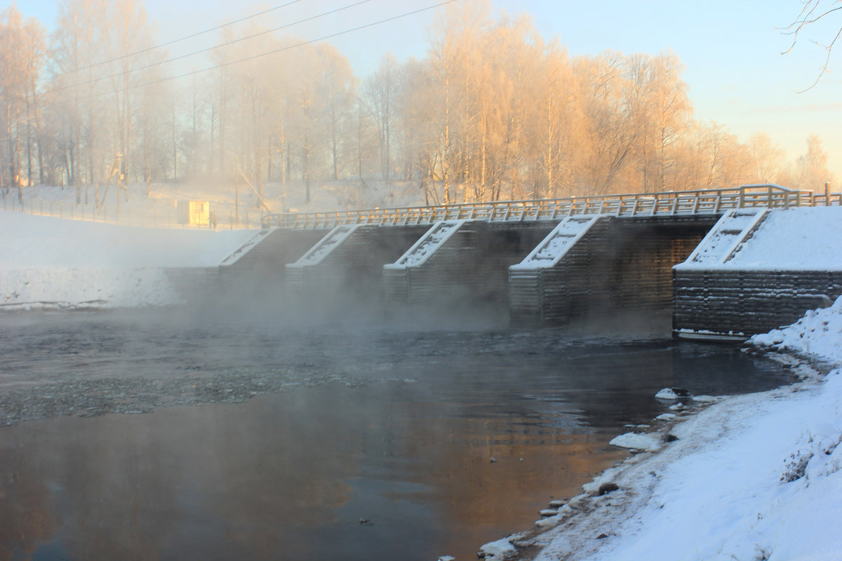 мост на реке Тихвинка - Сергей Кочнев