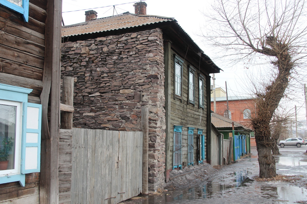 Каменные стены старого города - Инна Кузнецова
