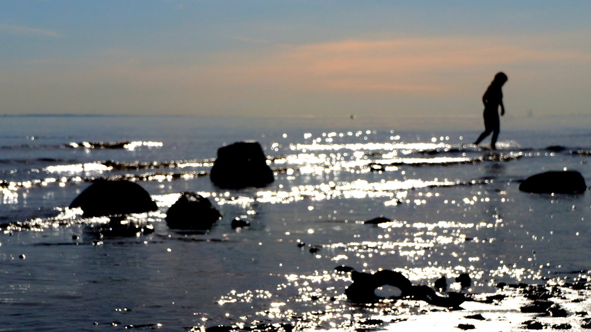 Тень на пляже, Финский залив - Дарья :)