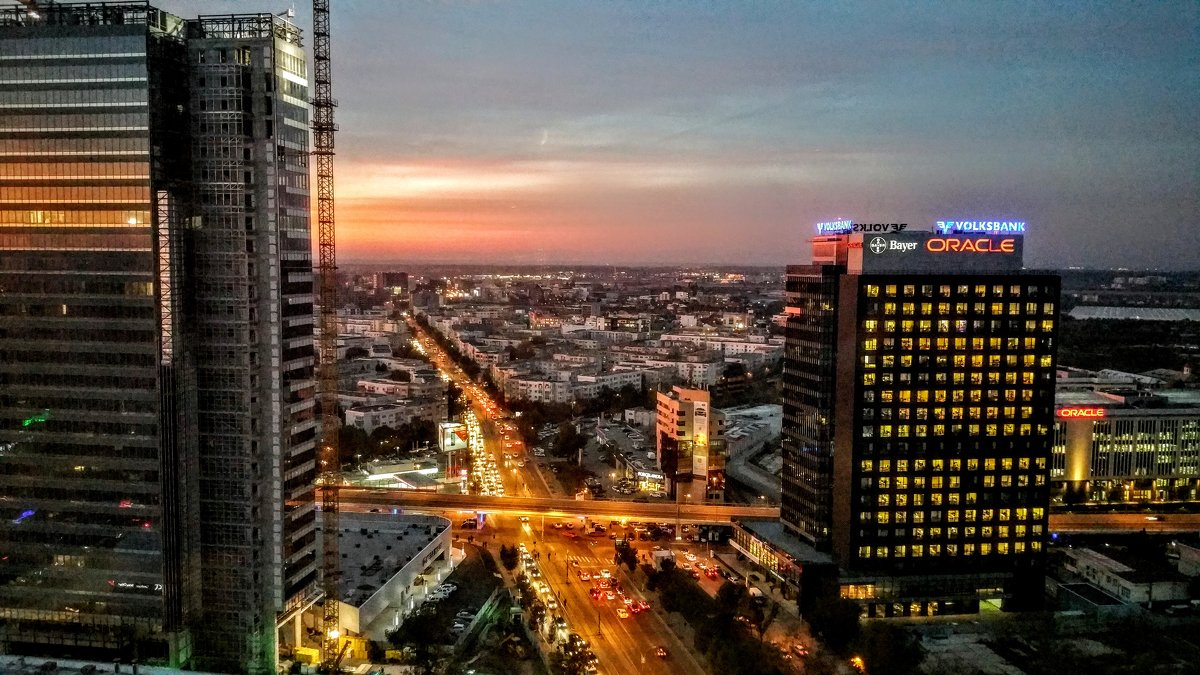 Вечерний Бухарест. Вид из офиса, 22 этаж - Vadim Zharkov