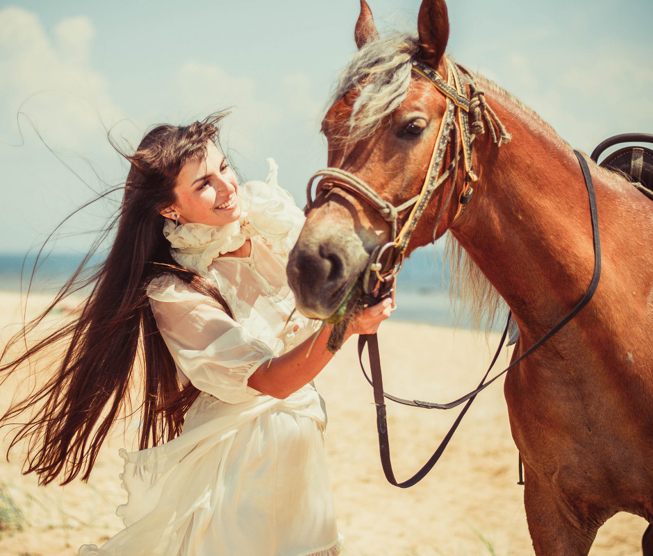 Девушка и лошадь - Svetlana Nezus