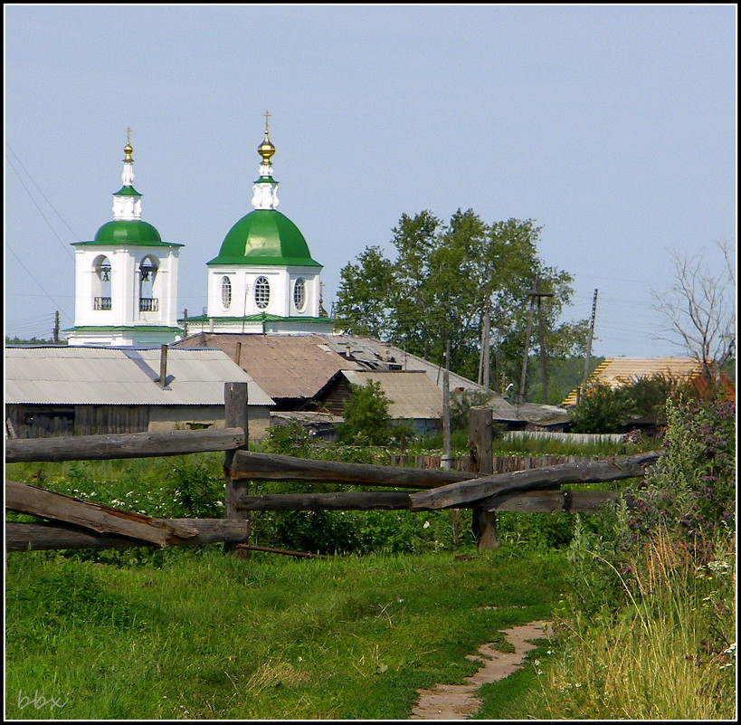 Деревенская церковь - Василий Хорошев