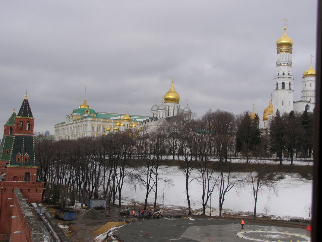 БЕЗ НАЗВАНИЕ - ЭДУАРД КЕРАКОСЯН