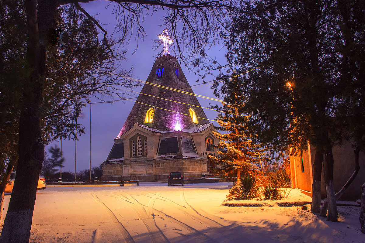Свято-Никольский храм в Севастополе - Виктор Мороз