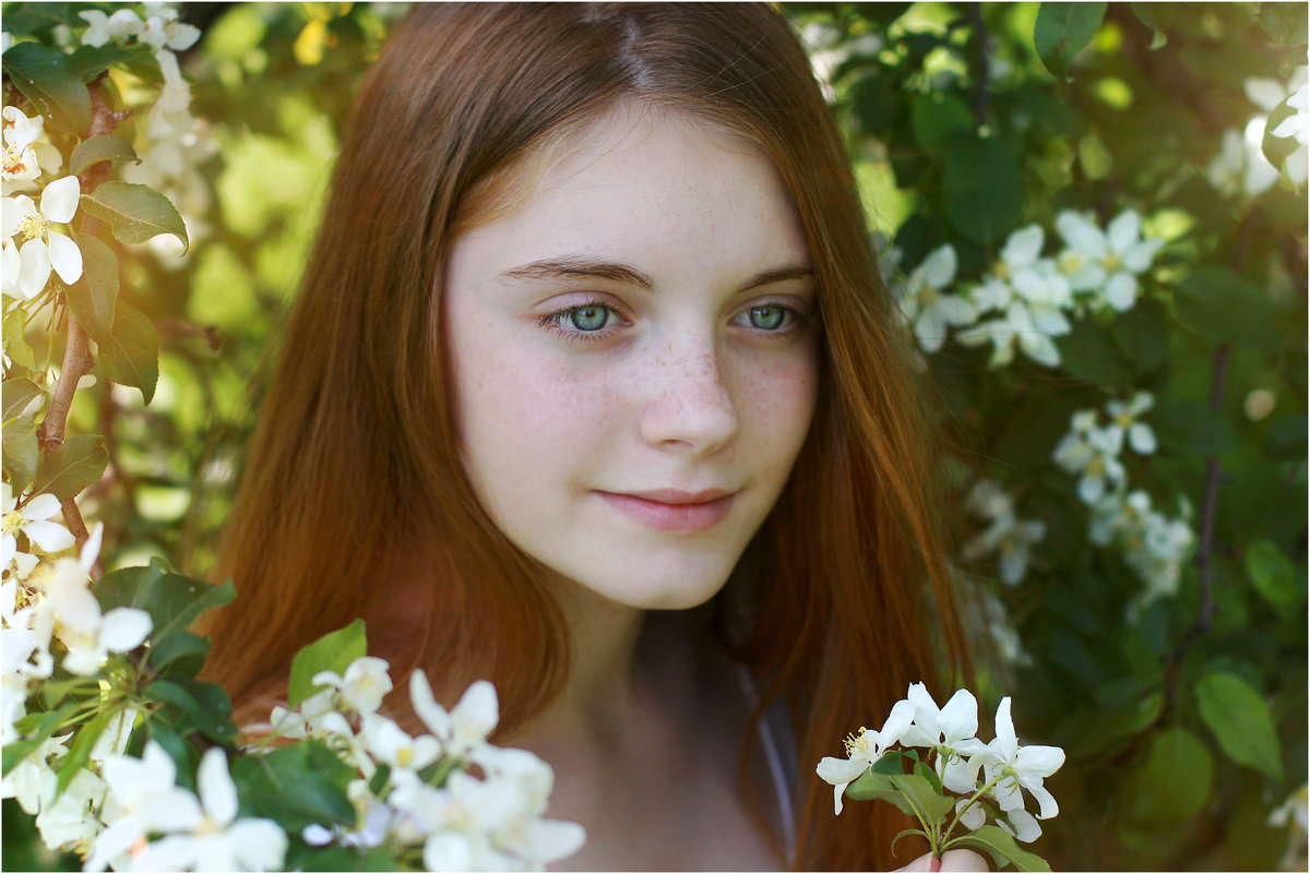 Весенний портрет - Римма Алеева