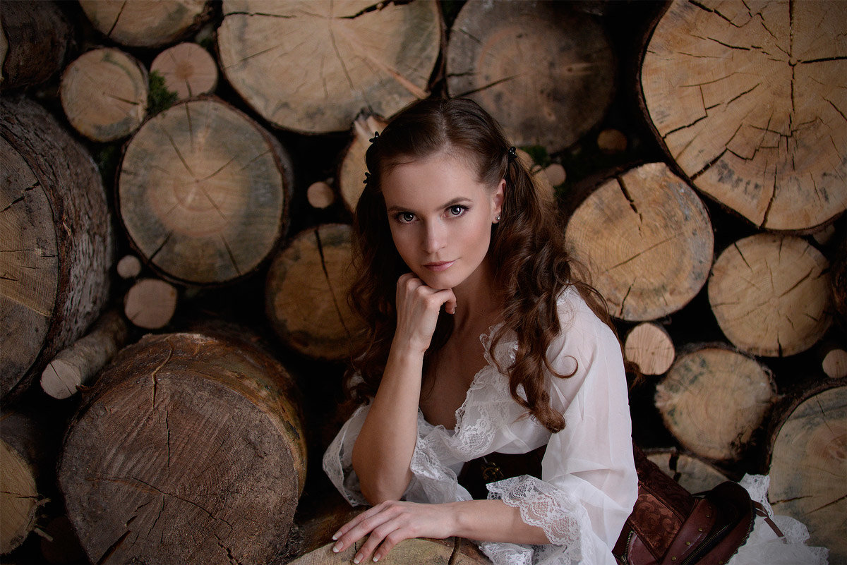 Портрет на фоне дерева - Анита Гавриш