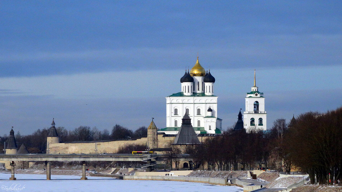 Вид на Троийкий собор с моста  имени 50-летия Октября - Fededuard Винтанюк