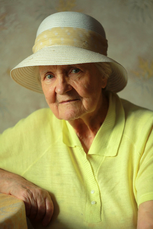Портрет бабушки - Алёна Найдёнова