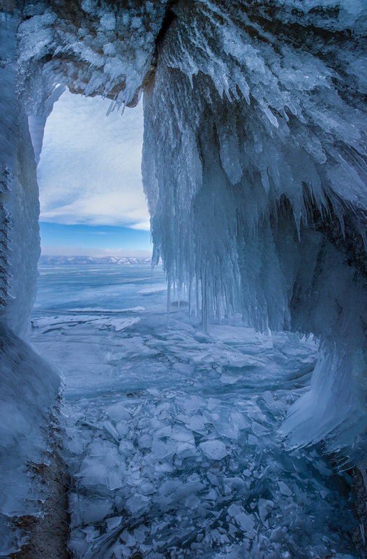Байкальские пещеры - Андрей Лукашенко