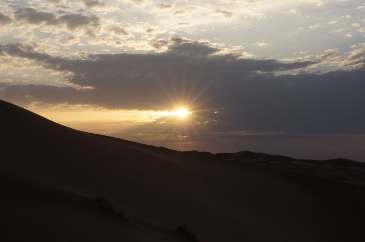 Рассвет в пустыне Мерзуга - Alika_tm 