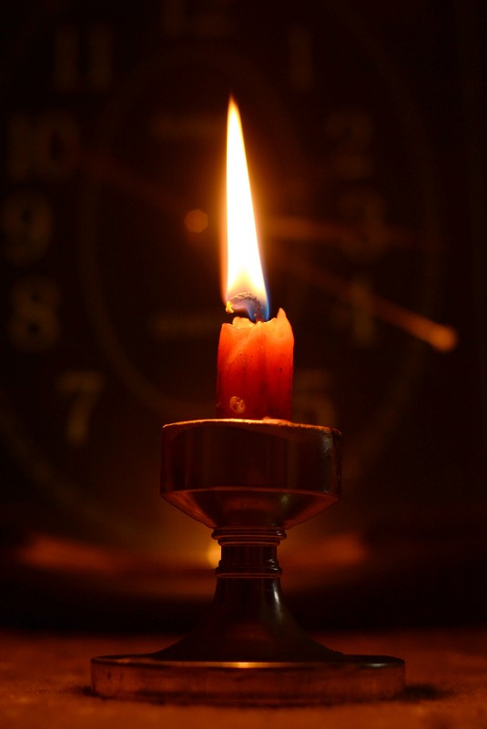свеча и часы - Ирина Давыдовская
