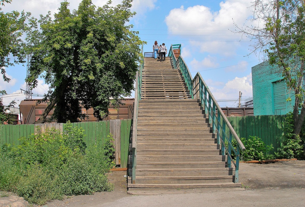 Деревянная лестница - Владимир Анакин