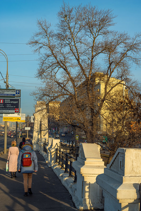 Март в Москве - Игорь Герман